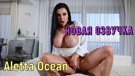 После ванны недотраханная милфа пригласила двух парней для групповго анала